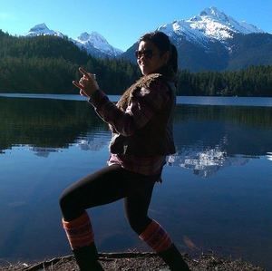 Meet your Posher, Crystal